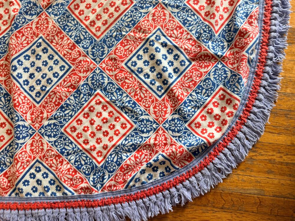 Vintage 1970s Sears Perma Prest Bedspread - 105x86 Boho Fringed Tile Coverlet